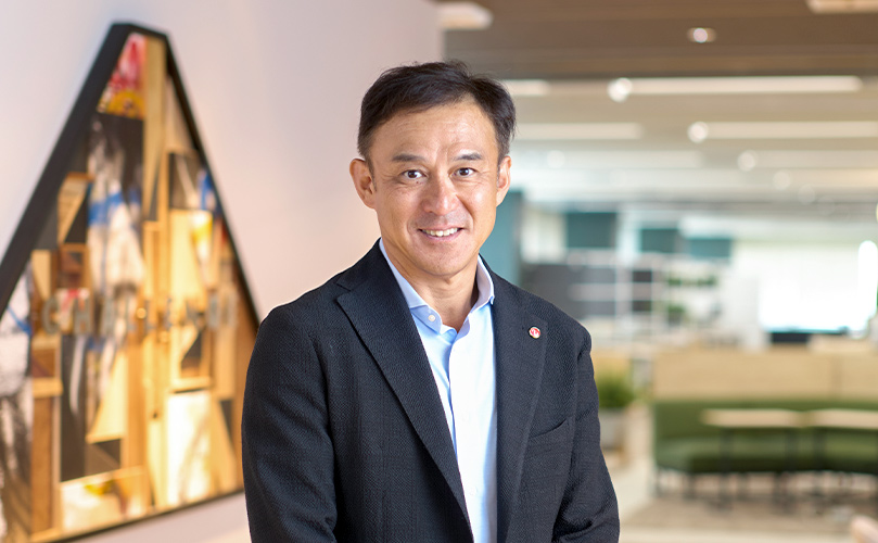 Photo of Yoshinami Takahashi, Corporate Executive Officer, Corporate Vice President, COO (in charge of Solution Services)