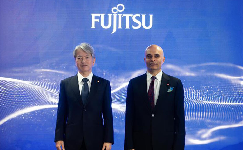 Vivek Mahajan, Corporate Executive Officer, EVP, CTO, and Head of System Platform, and Aoshi Okamoto, Corporate Executive Officer, SVP, and Head of Fujitsu Research, are pictured side-by-side